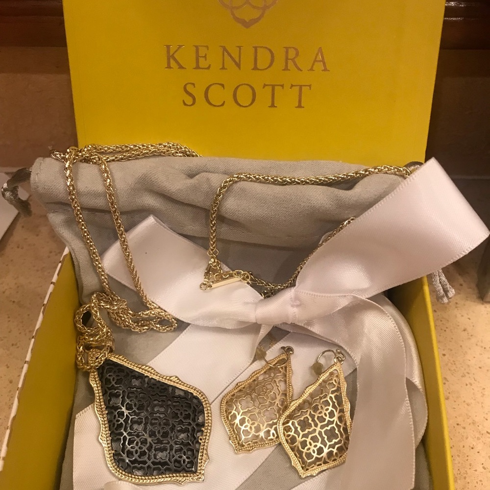 Kendra Scott Aiden necklace with Addie earrings